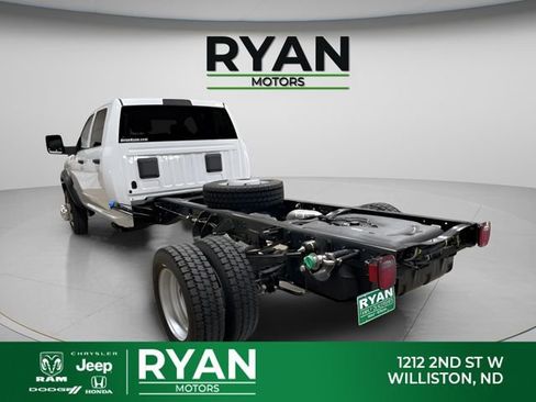 New 2026 RAM 5500 Tradesman w/ Chrome Appearance Group image 7