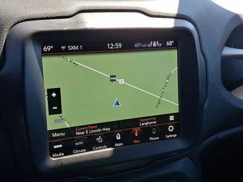Certified 2022 Jeep Renegade Trailhawk AWD/4WD image 16