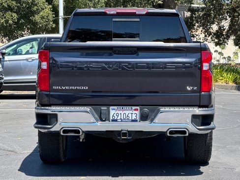 Used 2022 Chevrolet Silverado 1500 LTZ AWD/4WD image 4