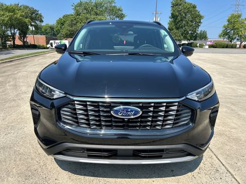 Used 2024 Ford Escape Active w/ Tech Pack #2 FWD image 8