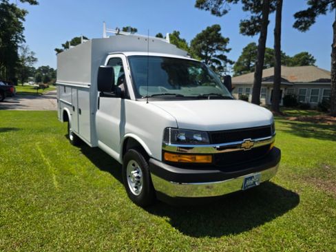 New 2025 Chevrolet Express 3500 w/ Power Convenience Package RWD image 1