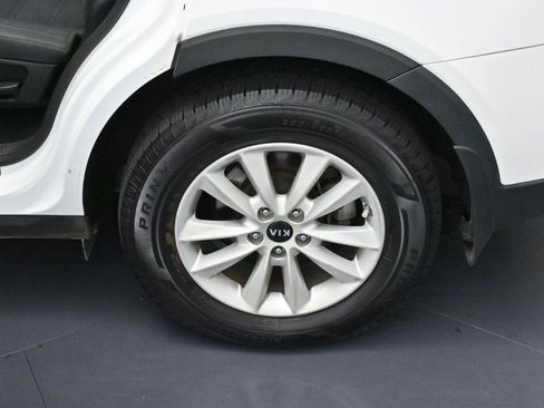 Used 2019 Kia Sorento L image 28