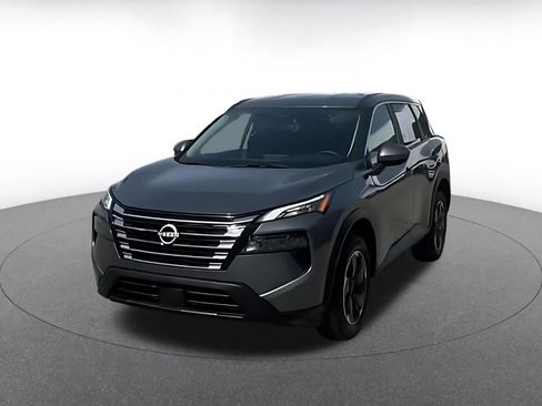 Used 2025 Nissan Rogue SV image 7