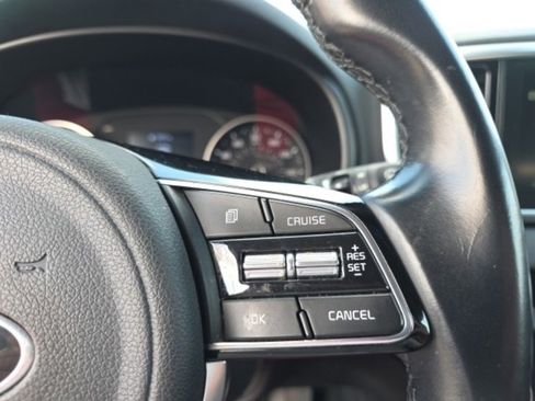 Used 2021 Kia Sportage EX image 16
