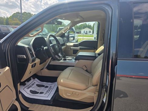 Used 2015 Ford F150 Lariat w/ Equipment Group 502A Luxury AWD/4WD image 5