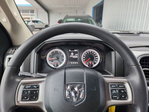 Used 2024 RAM 1500 Classic SLT AWD/4WD image 22