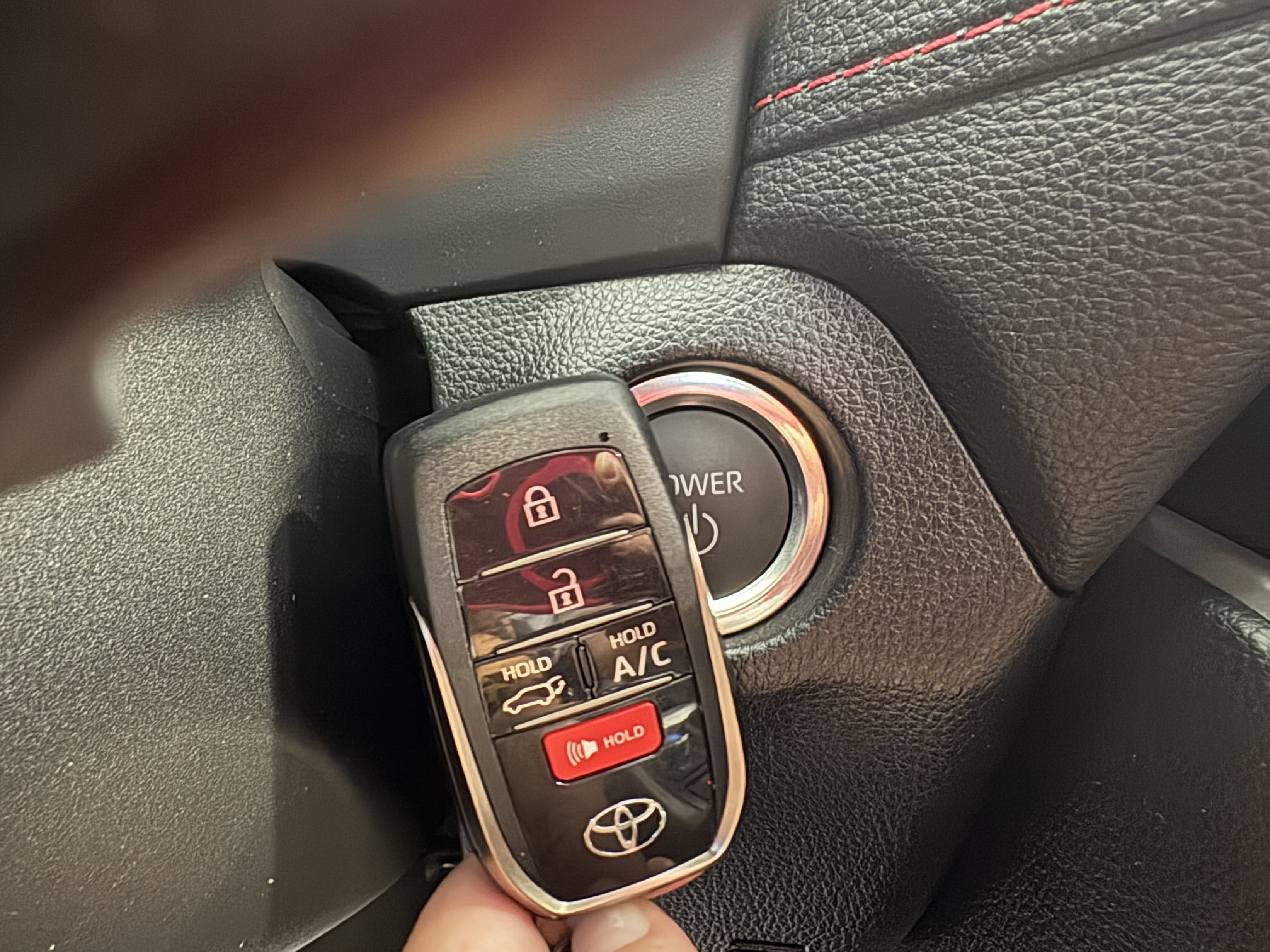 Certified 2025 Toyota RAV4 XSE w/ Premium Package AWD/4WD image 27
