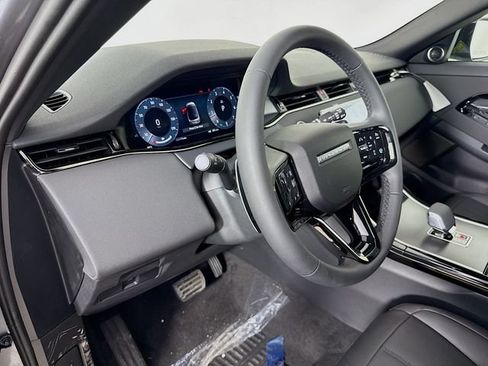 Used 2026 Land Rover Range Rover Evoque S AWD/4WD image 9