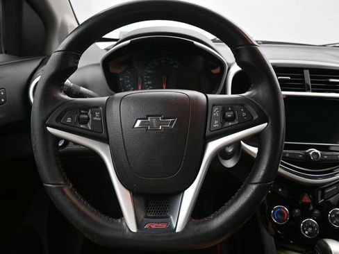 Used 2018 Chevrolet Sonic LT FWD image 13