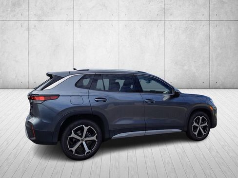 New 2025 Volkswagen Tiguan SE image 5