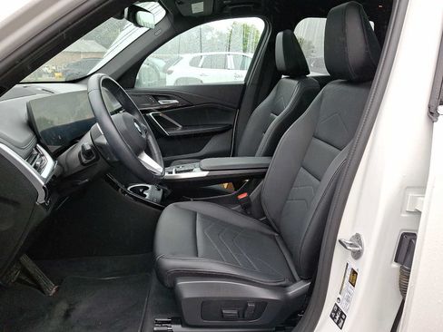Used 2025 BMW X1 xDrive28i w/ Technology Package AWD/4WD image 10
