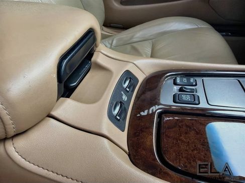 Used 2006 Lexus SC 430 Convertible RWD image 20