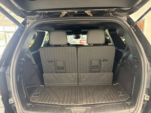 Used 2025 Dodge Durango R/T AWD/4WD image 9