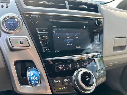 Used 2017 Toyota Prius V Three FWD image 19