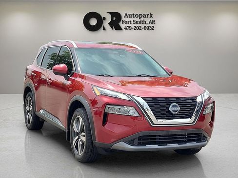 Used 2023 Nissan Rogue SL w/ SL Premium Package FWD image 1