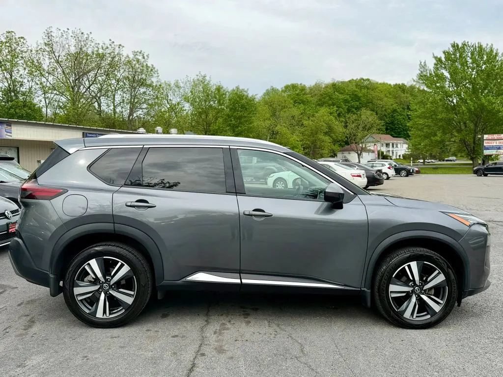 Used 2021 Nissan Rogue SL AWD/4WD image 9