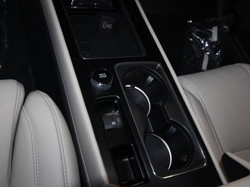 New 2026 Lincoln Corsair Grand Touring image 17