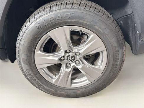 Used 2023 Toyota RAV4 XLE AWD/4WD image 29