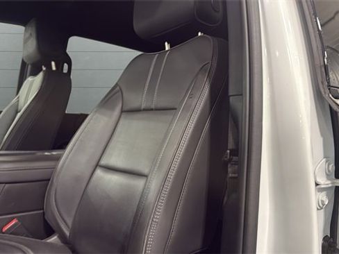 Used 2022 Chevrolet Silverado 3500 High Country image 22