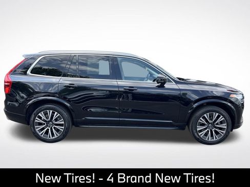 Used 2020 Volvo XC90 T5 Momentum w/ Protection Package Premier FWD image 11