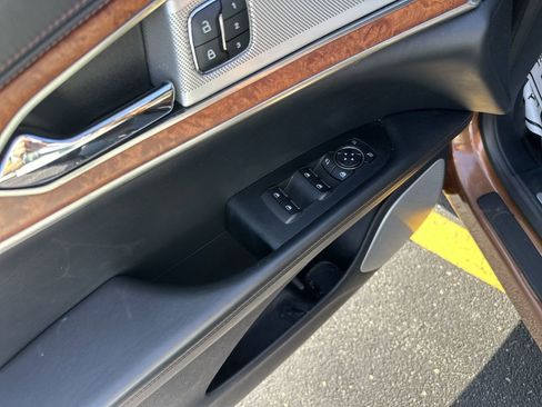 Used 2019 Lincoln Nautilus Black Label AWD/4WD image 15