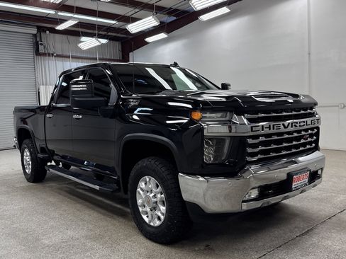 Used 2021 Chevrolet Silverado 2500 LTZ w/ LTZ Plus Package image 31