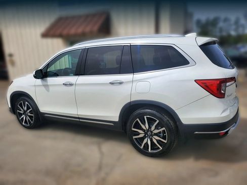 Used 2019 Honda Pilot Touring image 9