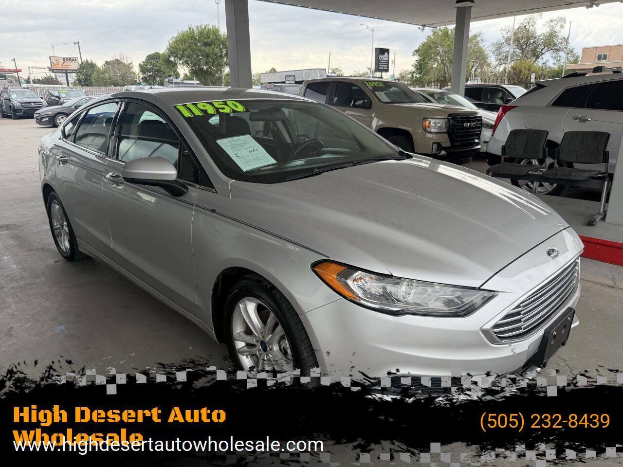 Used 2018 Ford Fusion SE w/ Fusion SE Technology Package FWD image 1