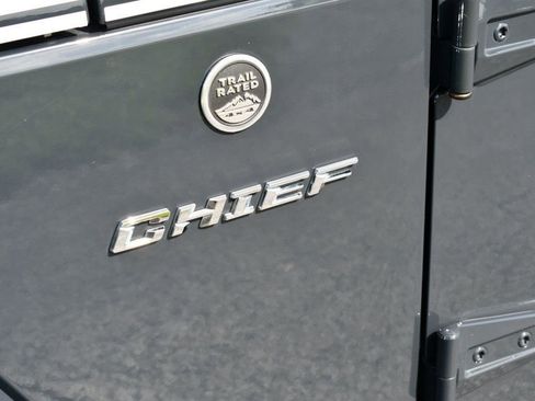 Used 2017 Jeep Wrangler Sahara w/ Quick Order Package 24E Chief AWD/4WD image 11
