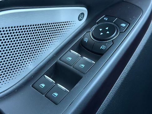 Used 2020 Ford Explorer ST w/ ST Street Pack image 23