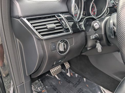 Used 2019 Mercedes-Benz GLE 43 AMG 4MATIC image 22