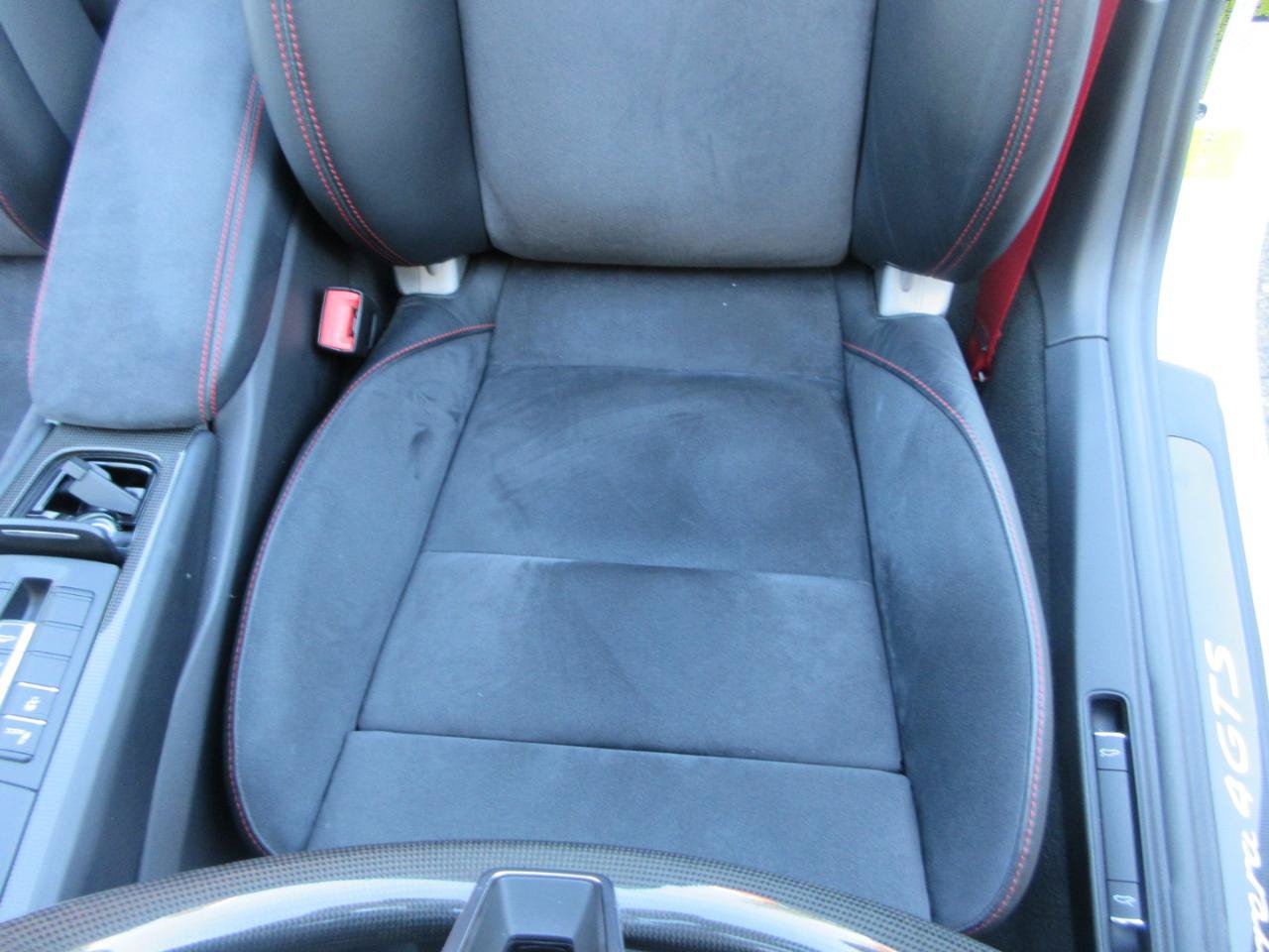 Used 2018 Porsche 911 Carrera GTS Cabriolet image 14