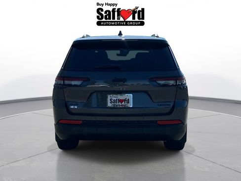 Used 2025 Jeep Grand Cherokee L Limited w/ Black Appearance Package AWD/4WD image 6