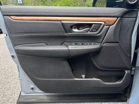Used 2020 Honda CR-V Touring image 14