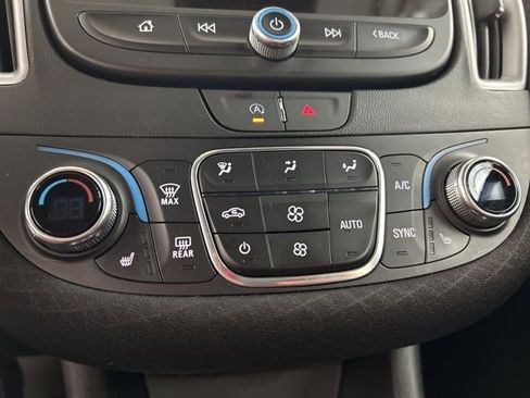 Used 2024 Chevrolet Malibu LT w/ Sport Edition FWD image 17
