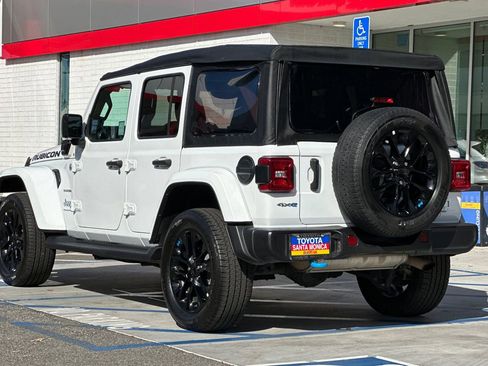 Used 2023 Jeep Wrangler Unlimited Sahara AWD/4WD image 6