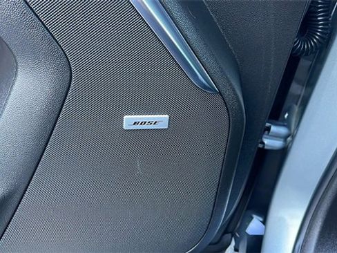 Used 2025 GMC Yukon XL Denali image 27