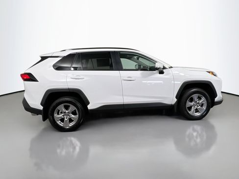 Used 2025 Toyota RAV4 XLE w/ Convenience Package FWD image 3