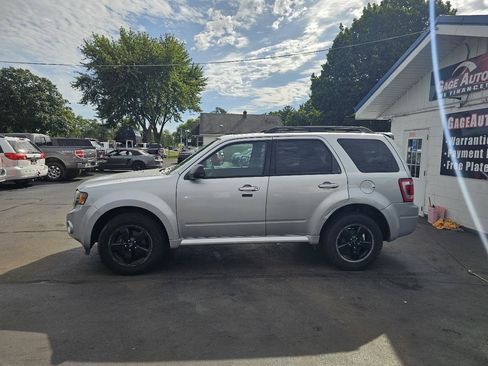 Used 2012 Ford Escape XLT w/ Canadian Comfort Pkg FWD image 6