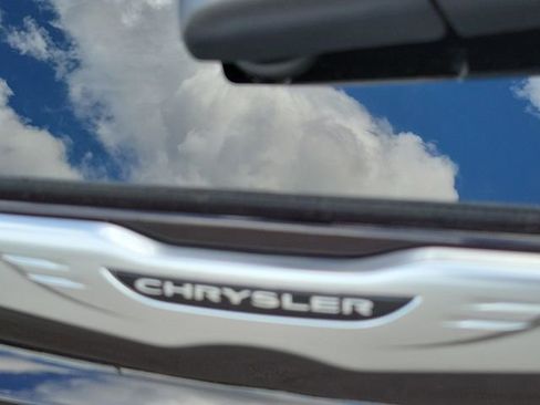 New 2026 Chrysler Pacifica Pinnacle image 7