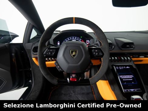 Used 2023 Lamborghini Huracan Tecnica image 15