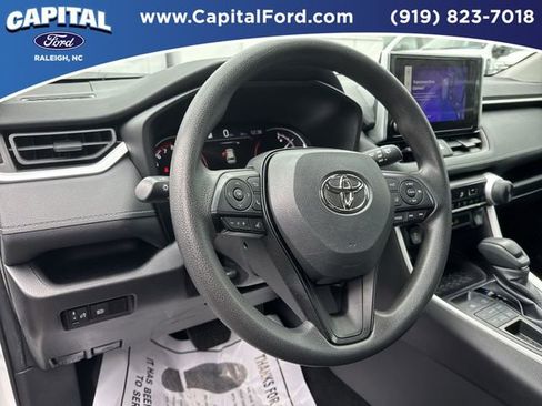 Used 2024 Toyota RAV4 LE image 21