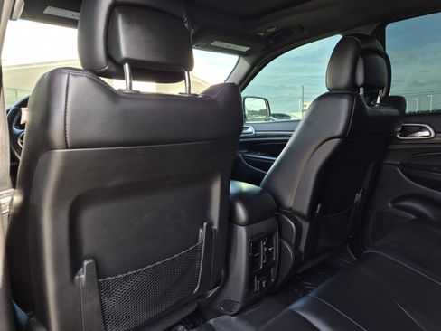 Used 2019 Jeep Grand Cherokee Altitude image 29