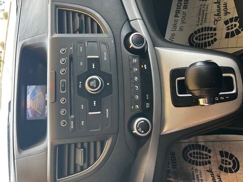 Used 2014 Honda CR-V EX image 10