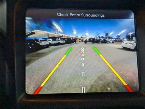 Used 2017 Jeep Cherokee Trailhawk w/ Cold Weather Group image 15