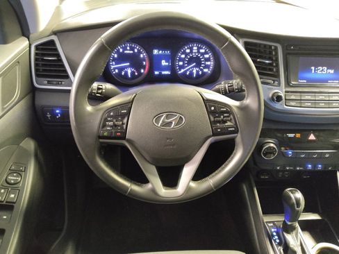 Used 2017 Hyundai Tucson Sport AWD/4WD image 22
