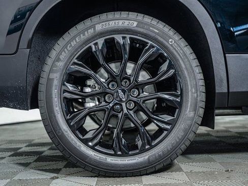 New 2026 Chevrolet Blazer LT w/ LPO, Black Sport Package image 18