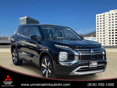 New 2025 Mitsubishi Outlander SE
