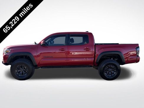 Used 2021 Toyota Tacoma TRD Off-Road w/ Technology Package image 3