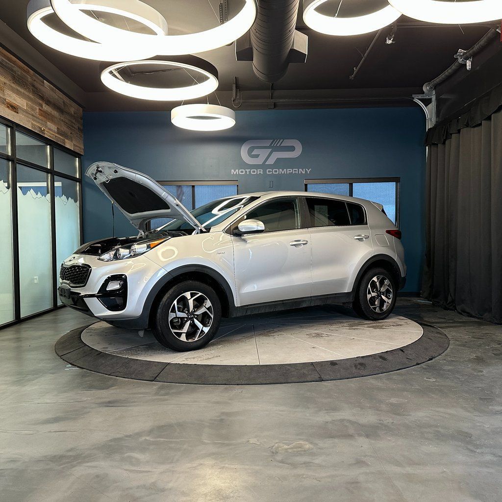 Used 2020 Kia Sportage LX AWD/4WD image 24